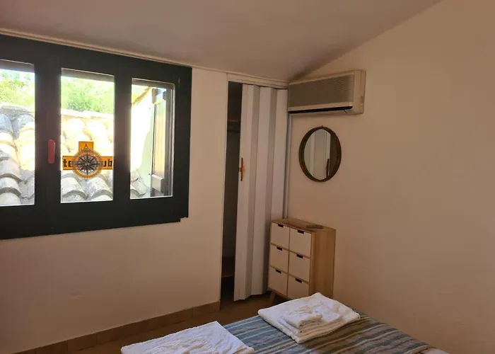 Caposchiera A 500 Metri Dal Mare Tatil Evi *