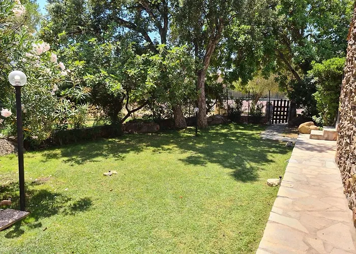 Caposchiera A 500 Metri Dal Mare *